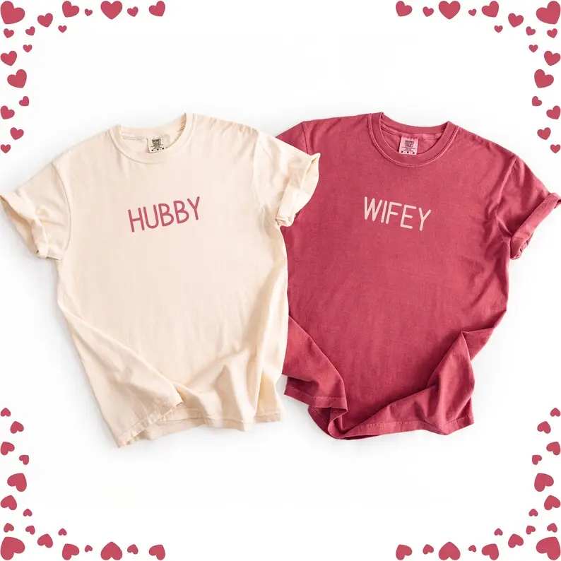 Comfort Colors Hubby Wifey Couple T-Shirt, Matching Valentines Day Shirt, Cute Couples Gift, Anniversary Gift for Him & Her, Retro Anniversary Tee