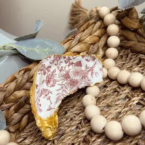 Decoupaged Oyster Shell Decoration velvet ornaments