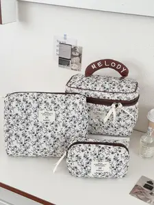 Vintage Floral Quilted Cosmetic Bag Set with MELODY Handle, Large Capacity Cosmetic Bag, Makeup Storage Bag, Women's Travel Toilet Bag, Beautiful Retro Floral Print Storage Organizer