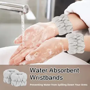 Sports wristband for bathing, bathing and face washing, multi-use absorbent wristband for makeup remover, female leopard print simple bracelet