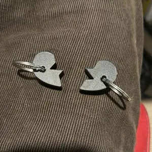 The MagHeart - Magnetic Quick-Release Heart Keychain