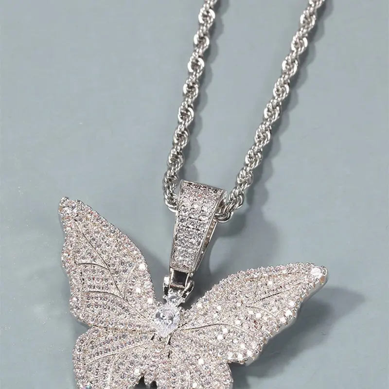 Rhinestone Butterfly Pendant Necklace for Women, Shining Party Accessories, Luxury Gorgeous Rope Chain Necklace, Fashion All-match Jewelry for Party, Daily Clothing Decor for Girl, Exquisite Chain Jewelry