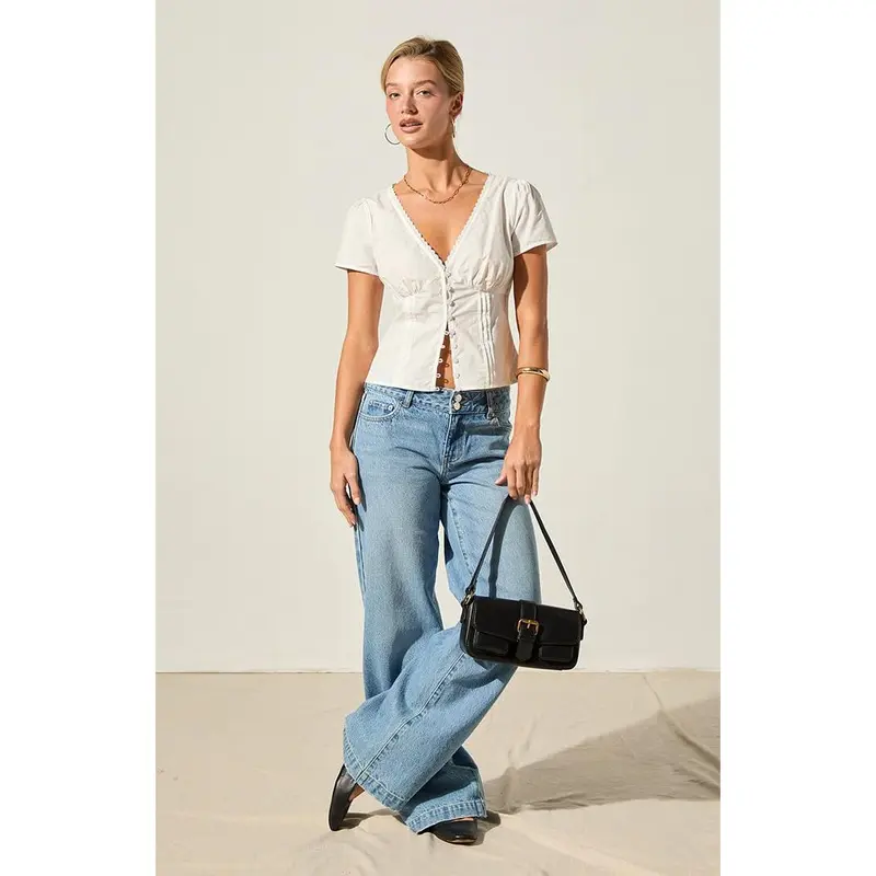 Beverly and Beck Women's Claire Short Sleeve Button Front Top