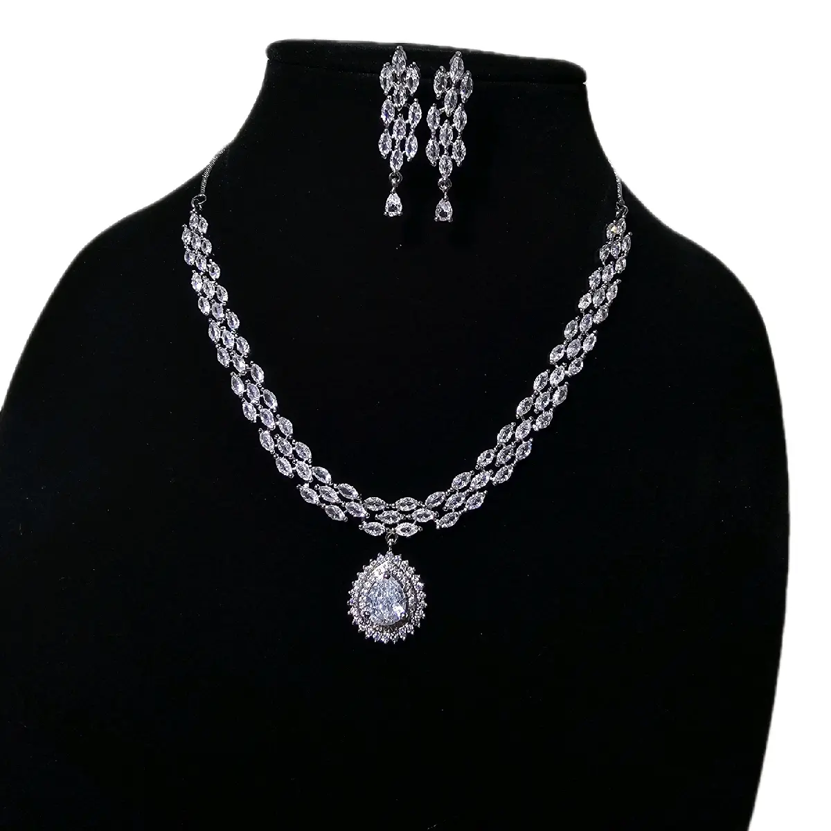 AD necklace earrings set