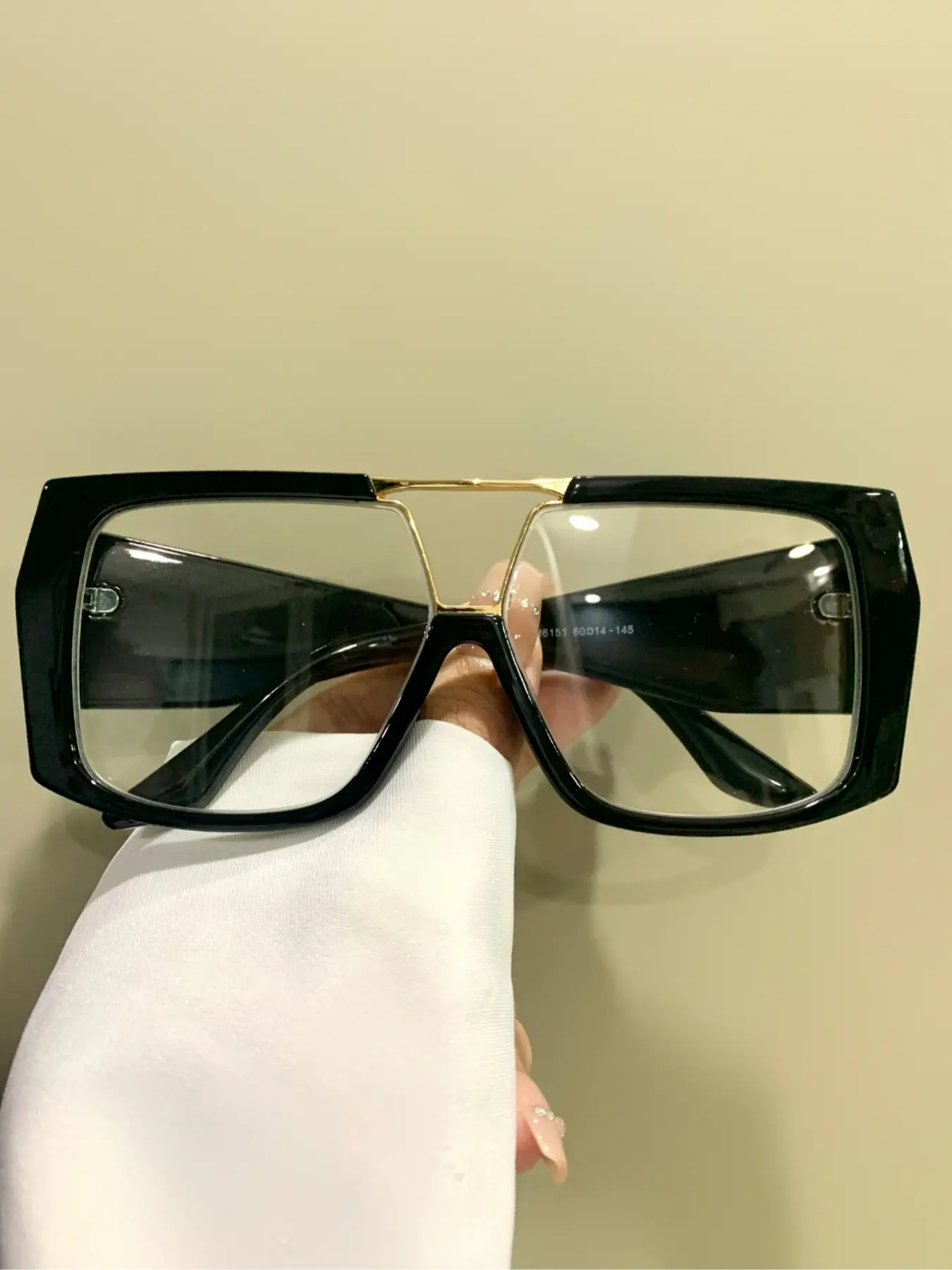 Unisex Stylish Square Frame Glasses, Stylish Trendy Eyewear, Trendy Casual Eyeglasses for Everyday Use, Fashion Accessories for Outdoor Activities, Square Frames Eyeglass