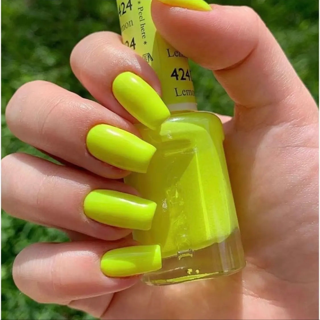 DND 424 Lemon Juice Gel and Lacquer Duo nail care nail art DND 424 Lemon Juice Gel and Lacquer Duo nail care nail art