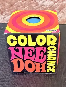 Color-Changing NeeDoh Sensory Squishy Cube - Color Blue