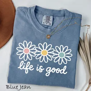 Comfort Colors Spring Daisy T-Shirt - Life Is Good Floral Tee, Vintage Pastel Flower Shirt, Boho Aesthetic Graphic Tee,  Cute Spring Outfit