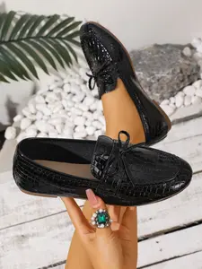 Fashionable British flat loafers for women, butterfly bow round toe shallow mouth single shoes, retro plaid soft sole PU women's shoes, very suitable for daily wear, Bowknot Design Flats