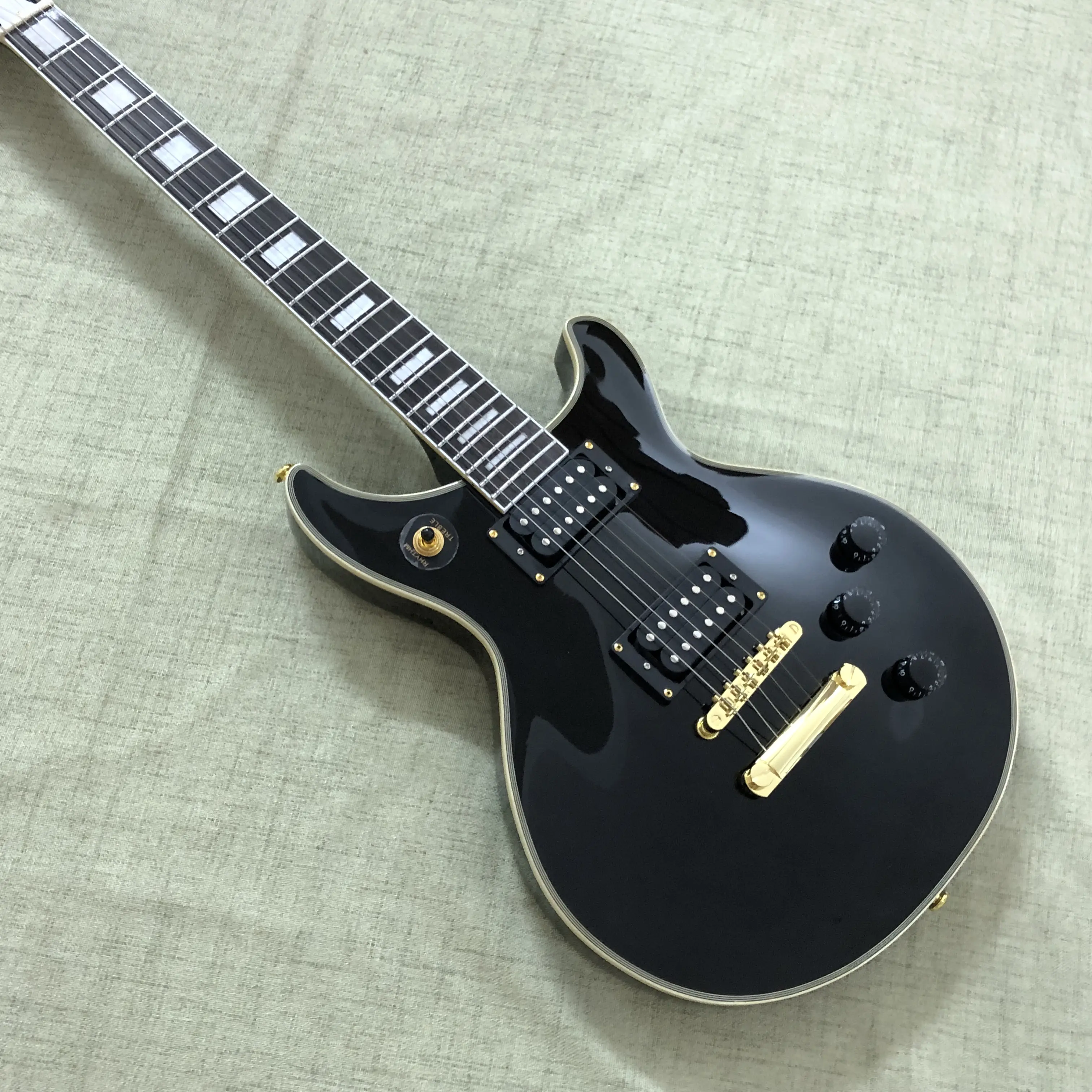 Classic Black Gold Guitar H-H pickup rosewood fingerboard Mahogany Neck