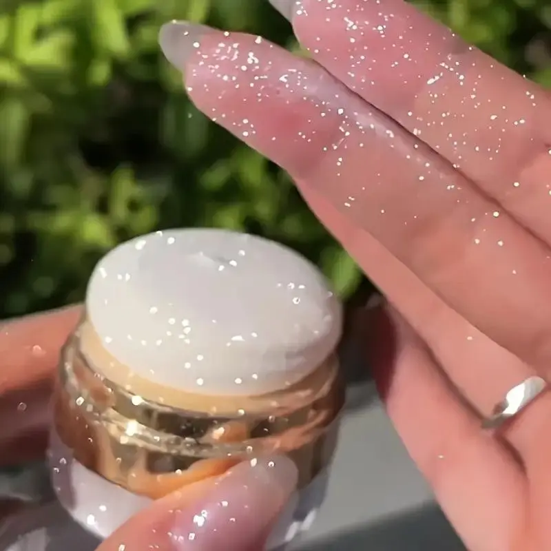 Shimmering highlighter powder, shimmer, Body luminizer, light texture, pearlescent glitter, suitable for face and body, creates diamond-shining makeup look, High shine makeup, versatile and eye-catching for weddings, music fes