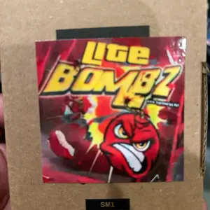 Supremeripz Lite Bombz Sports Card Pack