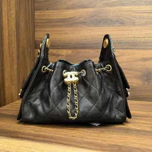 Pre-owned CHANEL Leather Shoulder Bags Caviar Quilted Mini 25 Handbag Black