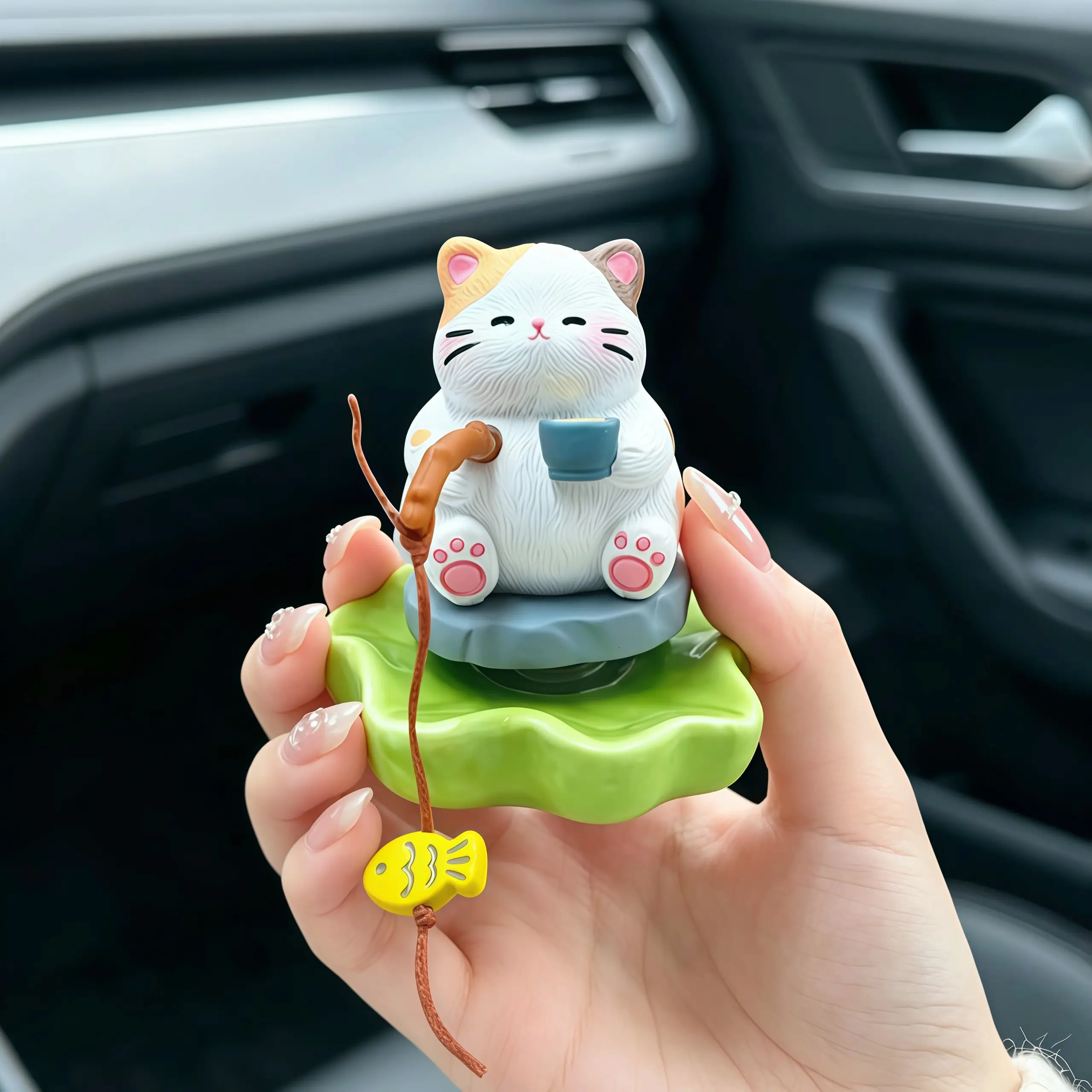 Jingdezhen Handmade Rotating Ceramic Figurine - Small Smooth Porcelain Desk Decoration, Stress Relief Ornament for Office, Bedroom, Back to School, Thanksgiving Tea & Coffee Space Gift