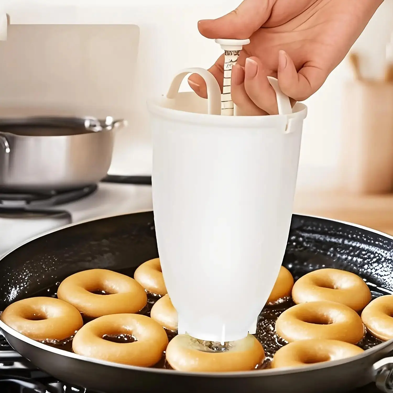 MAMSHIB 1pc Manual Donut Maker - Handheld Batter Dispenser, Dough Pressing Ring Mold Baking Tool, Detachable Portable Baking Tool, DIY Christmas/New Year's Day/Birthday Party Holiday Baking, Manual Press Mold & Batter Dispensing Baking Mold