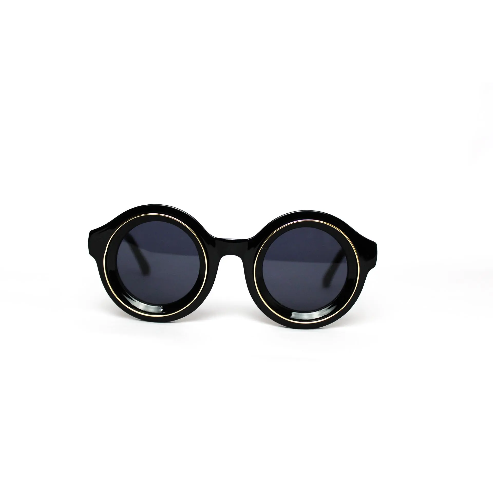 Olympus Shades - Durable Lightweight Design for Versatile Use in Various Settings