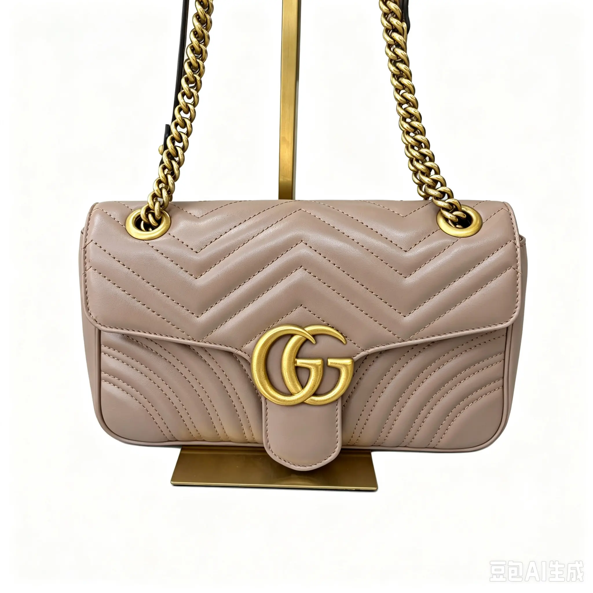 Pre-owned GUCCI Beige Medium Marmont