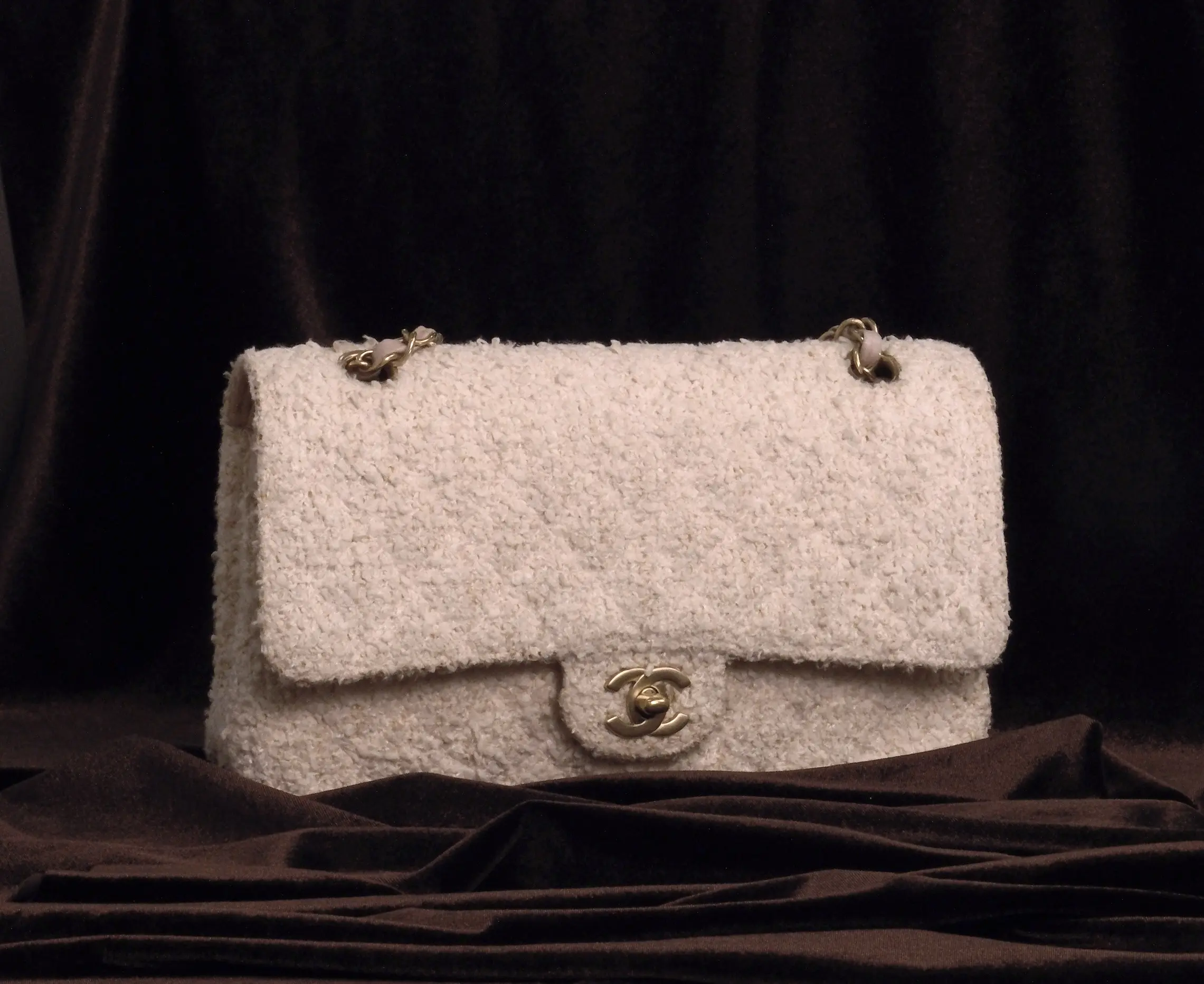 Pre-owned CHANEL Classic Medium Tweed Double Flap Bag