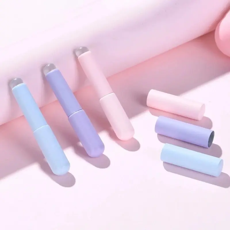 Multifunctional Silicone Lip Brush Set of 3, Soft and Elastic, Reusable Makeup Tool for Lip Gloss and Lipstick, Beauty Essentials
