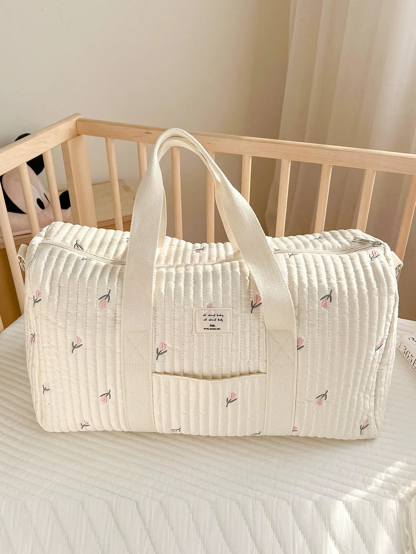 Cute Bear Pattern Travel Bag, Large Capacity Zipper Bag with Detachable Shoulder Strap, Daily Convenient Travel Bag for Women & Girls, Travel Duffel Bag, Traveling Bag, Portable Overnight Bag, Travel Essentials Bag