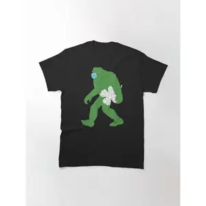 Bigfoot St Patricks Day Irish Bigfoot Quarantine Classic T-Shirt