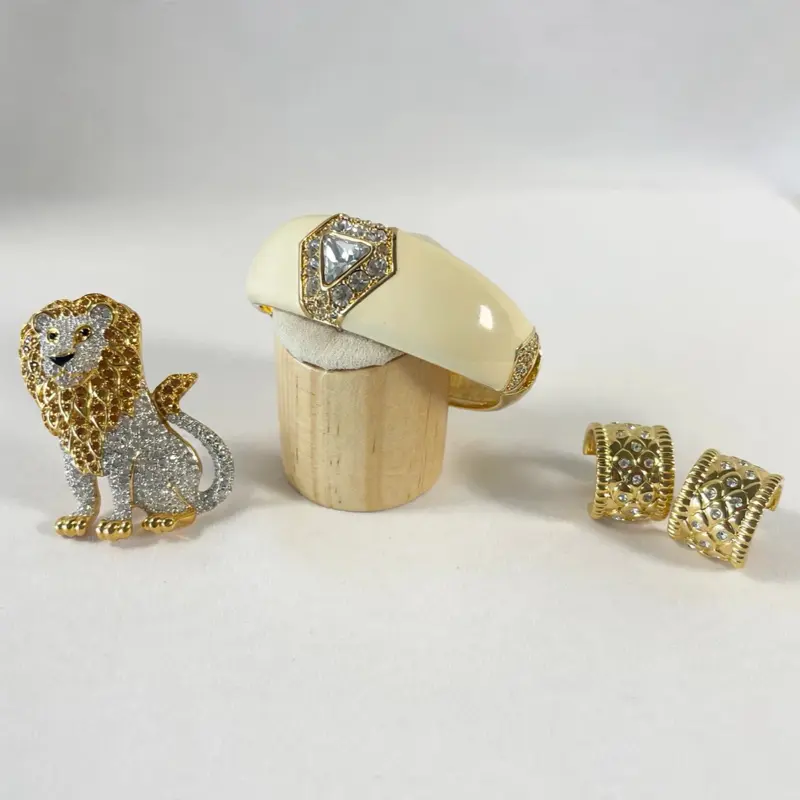 Vintage Swarovski Non-Natural Crystal Jewellery Set - Female Adult Fashion Lion Brooch, SAL Bangle, Clip Earrings for Daily Wear
