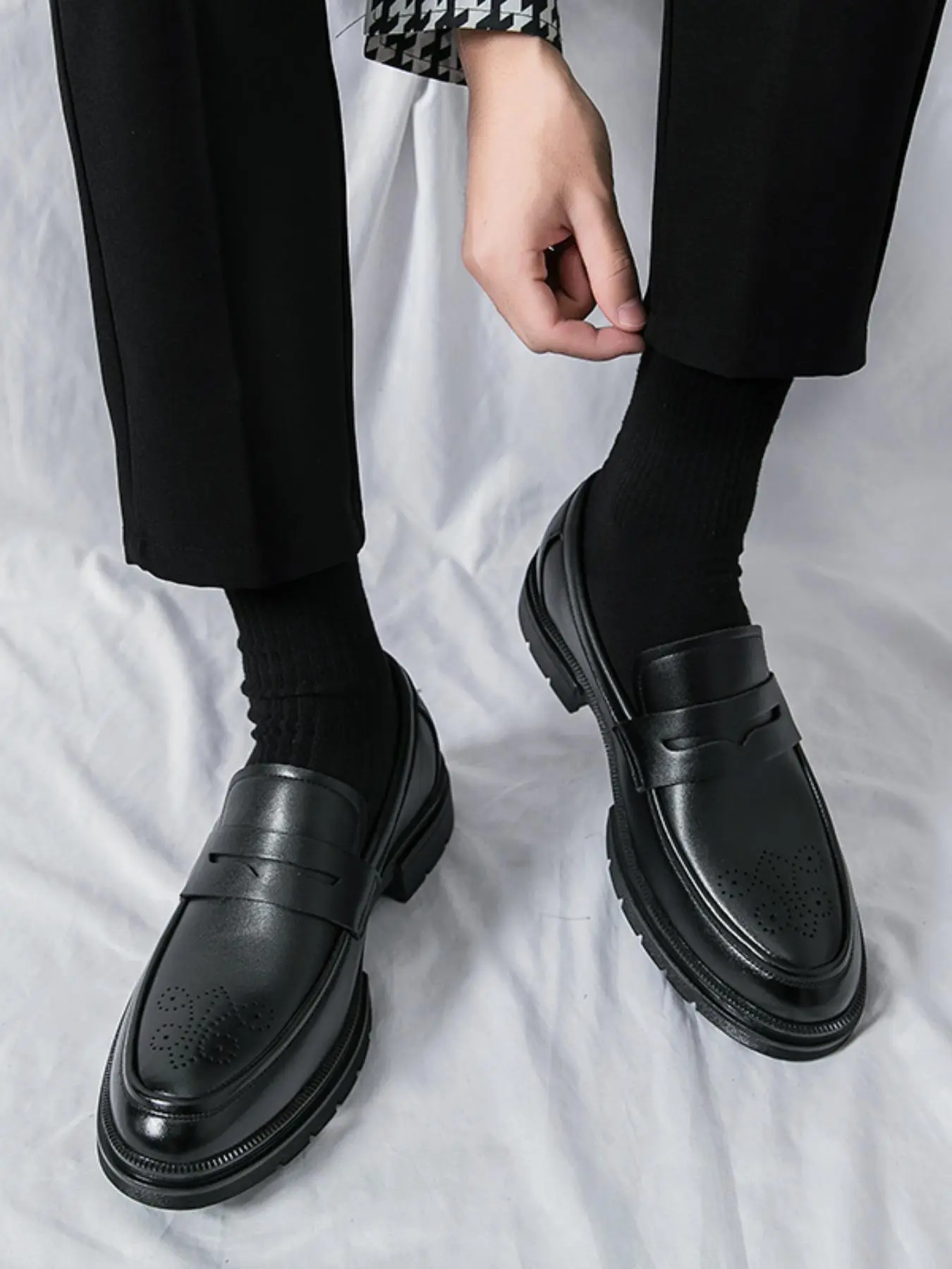 Men's Business Formal Style Solid Color Slip on Dress Shoes, Fashionable Comfortable Loafers for Work Office, Male All-match Commuter Shoes for Daily Wear, Round Toe Footwear