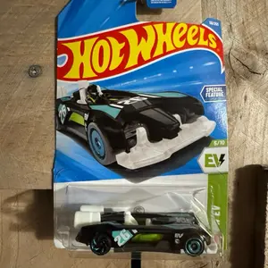 Hot wheels TH HW K.I.T.T. Concept.