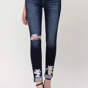 Mid Rise Skinny Cropped Jeans with Cuff