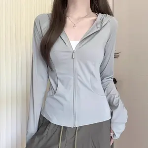 Grey ice silk sunscreen clothing women's summer thin outdoor UV protection sunscreen clothing slim-fitting short jacket top waterproof fleece