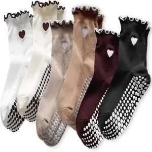 Grip Socks Pilates, 6 Pairs Cute Pilates Socks for Women, Ruffle Grippy Sock for Yoga Barre Hospital 5-10In