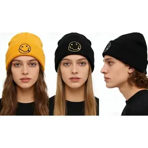 Smiling Embroidered Knitted Hat Cycling Men's and Women's Warm Knitted Hat Sports Cold Hat