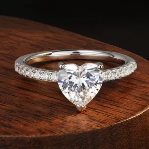 Lover's 18K 925 Sterling Silver 2CT Heart Cut Exquisite Moissanite Ring (5-9)