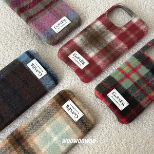 Warm Plaid Pattern Fabric Phone Case For iPhone 16 Pro 14 13 15 Pro Max Cover Soft Fuzzy Cute Cases