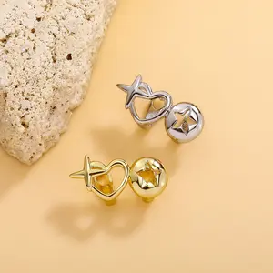 European and American hip-hop star dental retainers TEMU: popular, hollow-patterned, smooth-surface, electroplated retainers with gold teeth, Christmas-themed, personalized dental accessories.