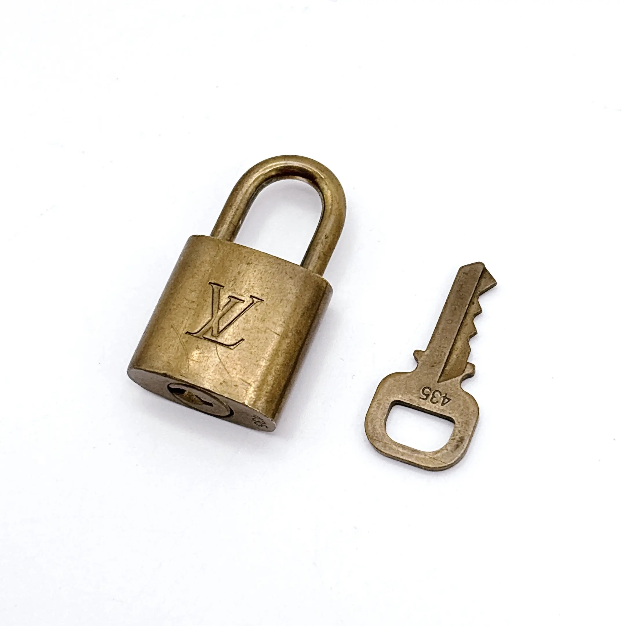 Pre-owned Louis Vuitton Padlock Key Set