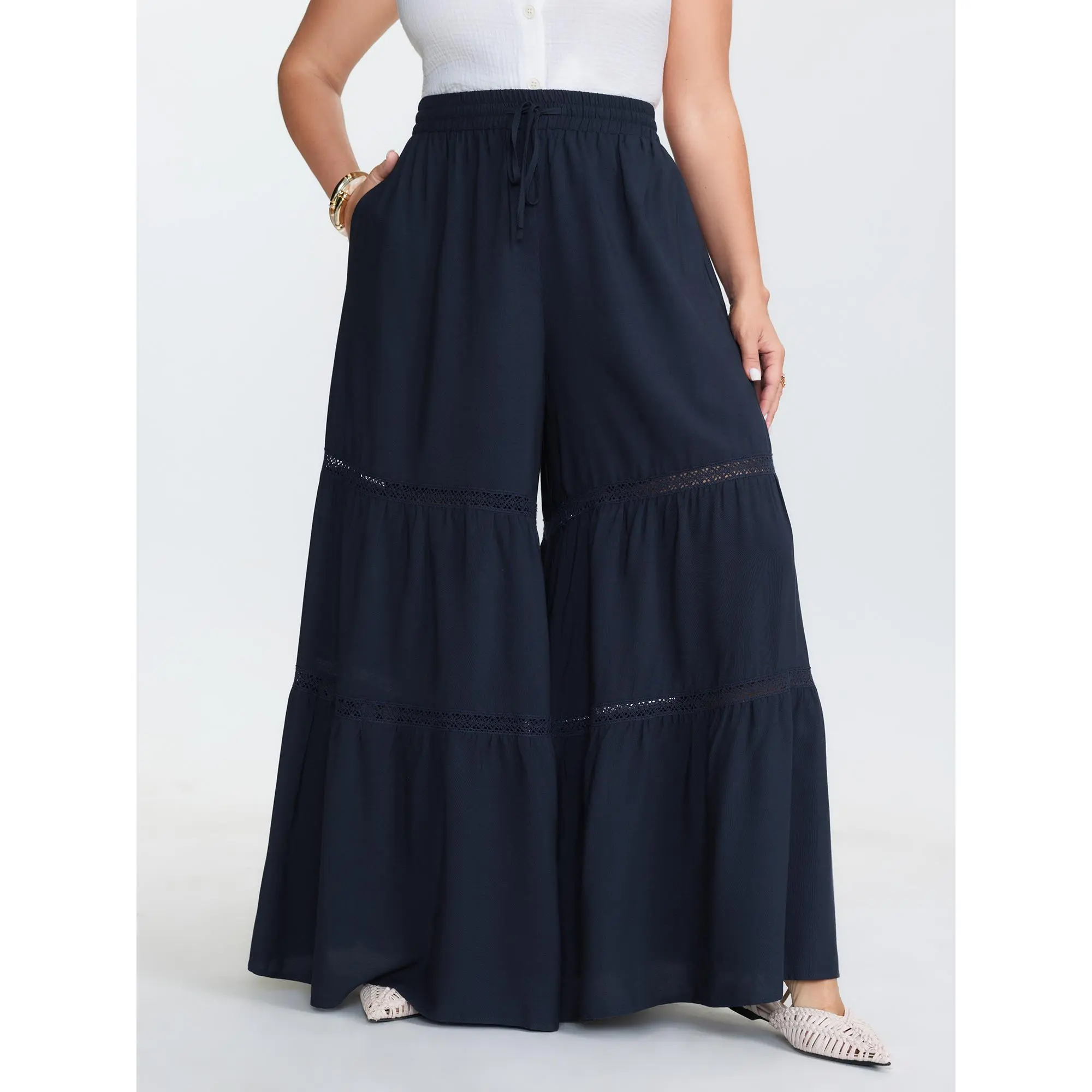 BLOOMCHIC Plus Size Tiered Spliced Drawstring Cut Out Flared Pants[M-6X] Back To School,Spotlight Day