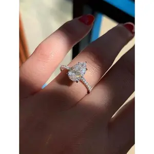 1pc Luxury Crystal Water Droplet Design Ring, Women's Engagement/Wedding Ring, Party Jewelry Gift