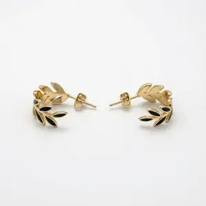 E16 Leaf Earrings- Gold Plated 14k
