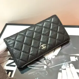Pre-owned CHANEL leather Clutches & Wristlets Black Quilted Long Wallet