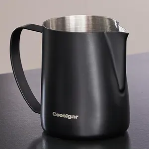 600ml/20oz 304 Stainless Steel Milk Frothing Pitcher Espresso Steaming Milk Frother Cup Jug for Latte Art Black