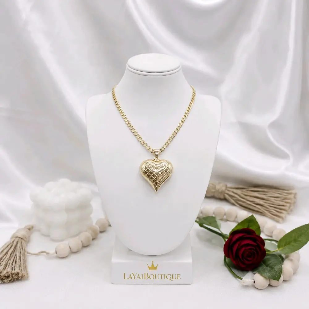 LaYaiBoutique #2254 necklace and heart pendant, 14k gold plated, High Quality