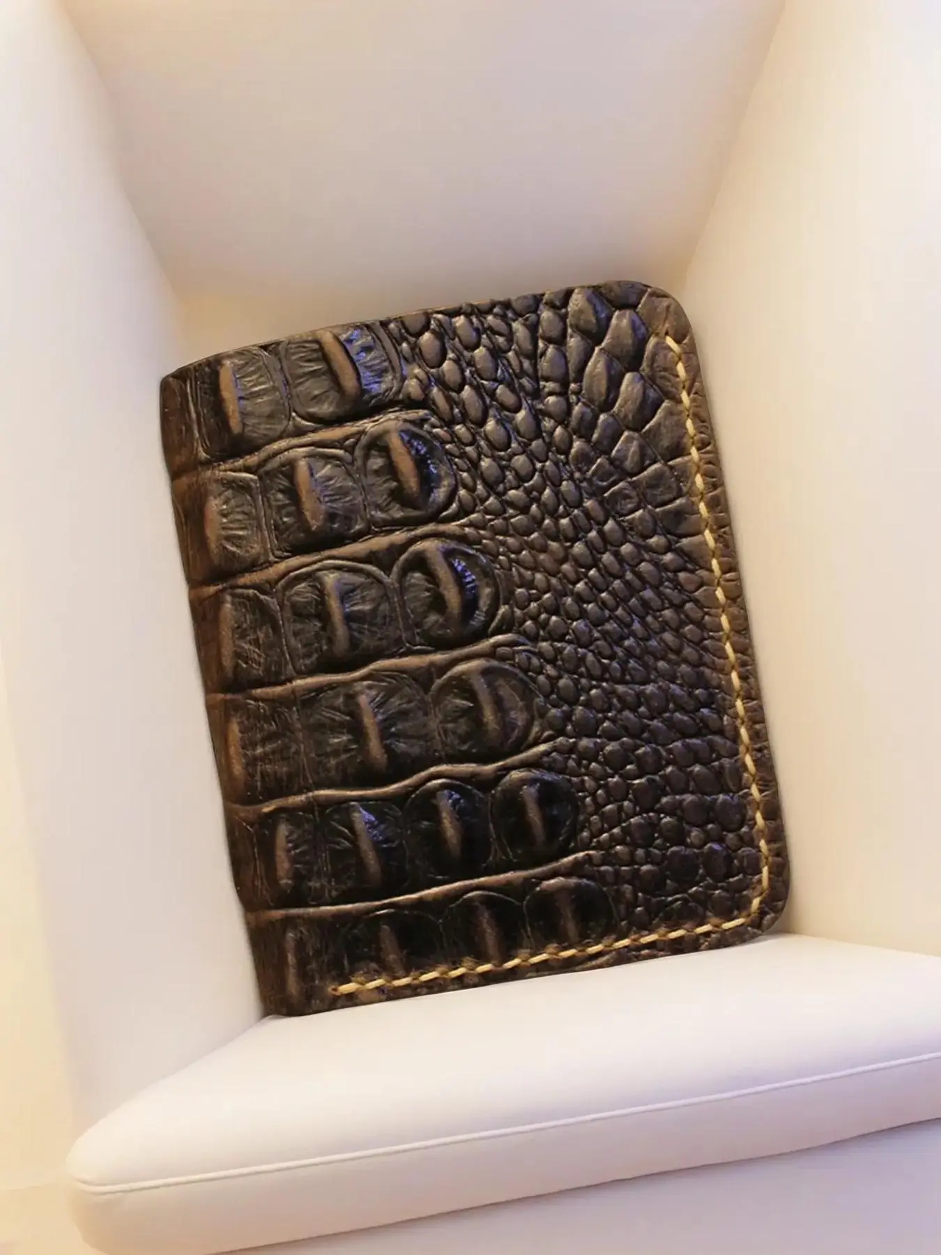 Handmade Genuine Leather Men's Wallet Women's Wallet Crocodile Pattern Short Wallet Male's Purse With 6 Credit Card Slots Money Bifold Wallet Leather Cowhide Wallet Genuine Leather Wallets