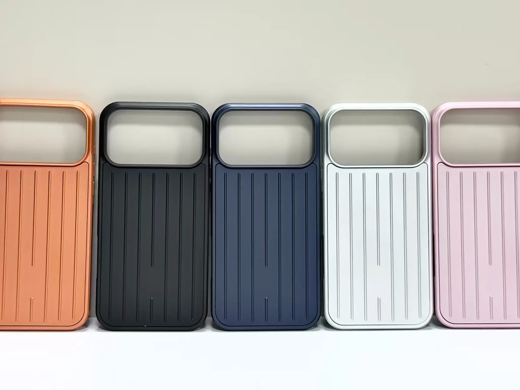 Striped Suitcase Phone Case for iPhone Series, TPU-PC Dual-Layer Shockproof Protective Cover, Matte Metallic Paint, Anti-Slip Grip, Full Camera Cutout Durable Mobile Phone Accessories