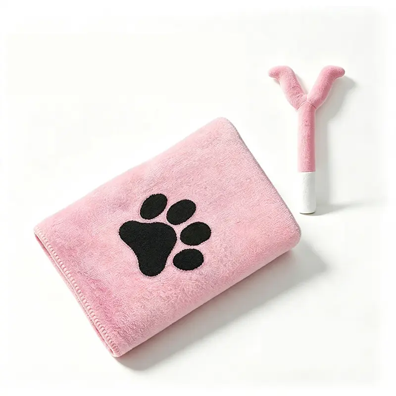 Microfiber Pet Bath Towel, 13.8×29.5 Inch Pink Quick Dry Super Absorbent Drying Towel for Puppies, Small Dogs & Cats, Free Random Cat Wand Included