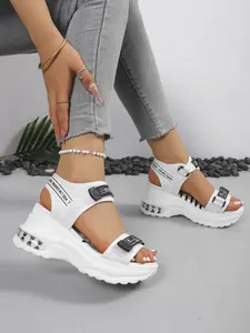 Summer Women's Thick-Soled Dad Sandals with 8cm Height Increase, Comfortable Velcro Beach Footwear for Small Statuesque Women
