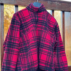 eddie bauer red and black stripped jacket
