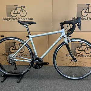 Used Trek Pilot 5.0, 11-speed Shimano 105, Carbon Fiber Road Bike-2005, 52cm