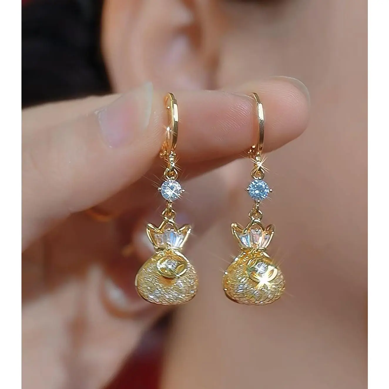 Gold Money Bag Stud Earrings for Women, Elegant Cubic Zirconia Coin Earrings, Light Luxury Expensive-Looking Fashion Accessories, Cubic Zirconia Earrings, Cz Diamond Earrings
