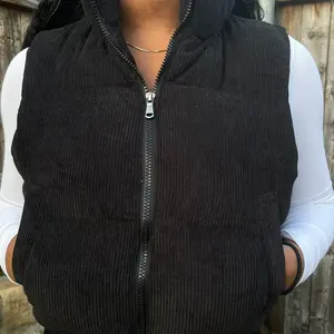 Black ribbed vest